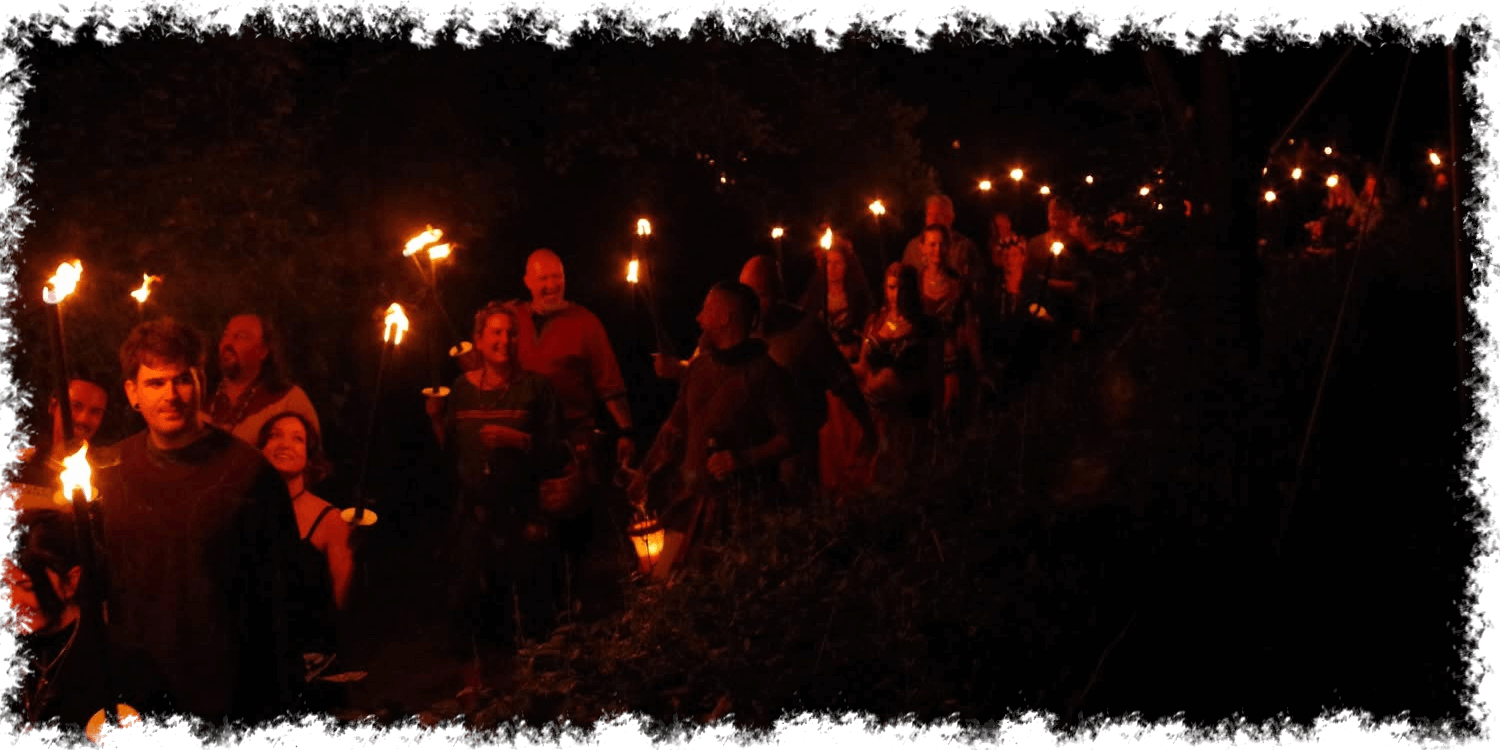 Fackelumzug mit allen Lagergruppen